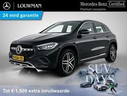 Nachtzwart Gebruikt 2020 Mercedes GLA200 Luxury SUV | € 32.945 (Goede deal)