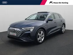 Blauw, metallic lak Gebruikt 2023 Audi Q8 e-tron Advanced SUV | € 61.440