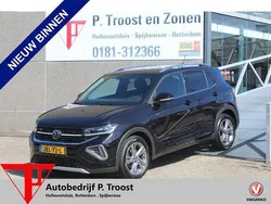 Zwart Gebruikt 2024 VW T-Cross R-line SUV | € 30.950 (Iets duurder)