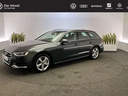 Grijs, metallic lak Gebruikt 2022 Audi A4 Advanced Stationwagen | € 31.895 (Goede deal)