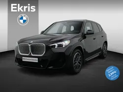 Zwart Gebruikt 2024 BMW iX1 M Sport SUV | € 49.900 (Eerlijke prijs)