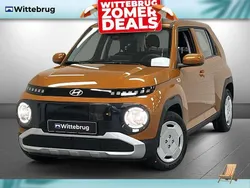 Oranje, metallic lak Nieuw 2025 Hyundai Inster Hatchback | € 23.925 (Eerlijke prijs)