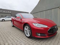 Paars Gebruikt 2014 Tesla Model S Hatchback | € 14.500 (Goede deal)