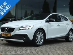 Wit Gebruikt 2019 Volvo V40 CC Stationwagen | € 18.900 (Eerlijke prijs)