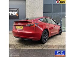 Rood Gebruikt 2023 Tesla Model 3 Standard Range Sedan | € 30.999 (Eerlijke prijs)