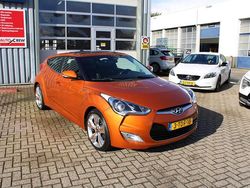 Rood Gebruikt 2013 Hyundai Veloster Hatchback | € 9.900