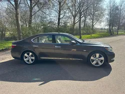Bruin Gebruikt 2007 Lexus LS460 Luxury Line Sedan | € 16.000