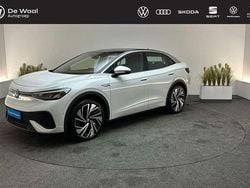 Gletscher white met zwart dak Gebruikt 2023 VW ID.5 Pro SUV | € 32.495 (Super prijs)