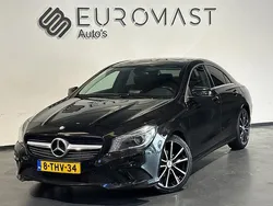 Zwart Gebruikt 2014 Mercedes CLA180 Ambition Sedan | € 10.950 (Eerlijke prijs)