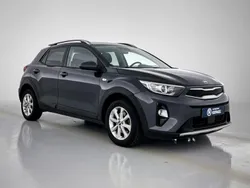 Grijs Gebruikt 2018 Kia Stonic SUV | € 16.400 (Eerlijke prijs)