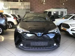 Zwart Gebruikt 2018 Toyota C-HR SUV | € 20.250 (Eerlijke prijs)