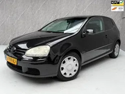 Zwart Gebruikt 2004 VW Golf IV Trendline Hatchback | € 750 (Goede deal)