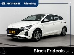 Atlas white (saw) Gebruikt 2024 Hyundai i20 Comfort Hatchback | € 21.700 (Eerlijke prijs)