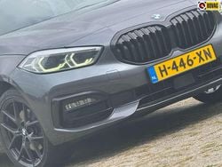 Grijs Gebruikt 2020 BMW 118 Executive Hatchback | € 20.425 (Goede deal)