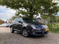 Grijs Gebruikt 2014 Alfa Romeo MiTo Hatchback | € 3.450 (Goede deal)