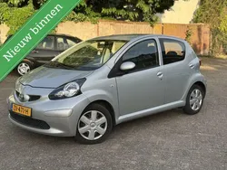 Grijs Gebruikt 2007 Toyota Aygo Hatchback | € 1.750 (Goede deal)