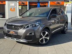 Grijs Gebruikt 2018 Peugeot 3008 Access SUV | € 16.950 (Goede deal)