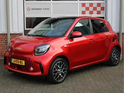 Rood, metallic lak Gebruikt 2020 Smart ForFour Electric Drive Hatchback | € 14.695 (Duur)