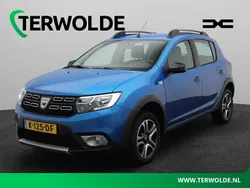Blauw Gebruikt 2020 Dacia Sandero Anniversary Hatchback | € 13.340