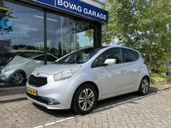 Grijs, metallic lak Gebruikt 2016 Kia Venga Hatchback | € 11.500 (Super prijs)