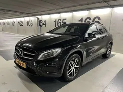 Zwart Gebruikt 2016 Mercedes GLA200 Ambition SUV | € 19.500 (Eerlijke prijs)