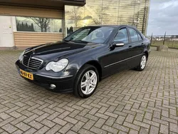 Zwart Gebruikt 2002 Mercedes C220 Avantgarde Sedan | € 6.945