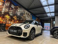 Zilver (metallic) Gebruikt 2024 Mini John Cooper Works Hatchback | € 41.950 (Duur)