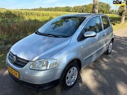 Grijs Gebruikt 2005 VW Fox Trendline Hatchback | € 1.480 (Eerlijke prijs)