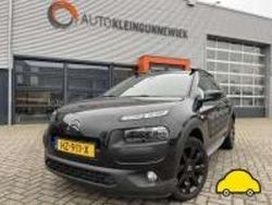Zwart Gebruikt 2016 Citroën C4 Cactus PureTech Hatchback | € 8.000 (Eerlijke prijs)