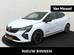 Wit Gebruikt 2025 Renault Clio V Techno Hatchback | € 27.440 (Duur)