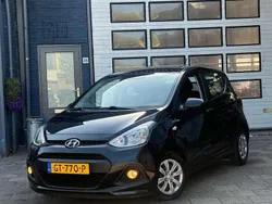 Zwart Gebruikt 2015 Hyundai i10 Comfort Hatchback | € 5.395 (Eerlijke prijs)