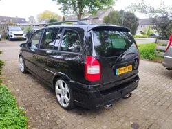 Zwart Gebruikt 2004 Opel Zafira OPC MPV | € 2.250 (Eerlijke prijs)