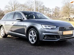 Grijs, metallic lak Gebruikt 2019 Audi A4 Sport Stationwagen | € 26.950 (Goede deal)