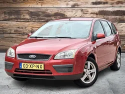 Oranje Gebruikt 2007 Ford Focus Trend Stationwagen | € 1.150 (Goede deal)