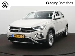 Grijs Gebruikt 2024 VW T-Roc Style SUV | € 33.900 (Eerlijke prijs)