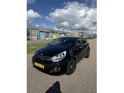 Zwart Gebruikt 2014 Kia Rio 2 Hatchback | € 5.350 (Goede deal)
