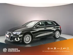Zwart Gebruikt 2023 Audi A3 Sportback Advanced Hatchback | € 29.900 (Eerlijke prijs)