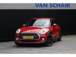 Rood Gebruikt 2016 Mini Cooper Business Hatchback | € 11.850 (Goede deal)