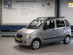 Grijs Gebruikt 2004 Suzuki Wagon R GLX Hatchback | € 2.850 (Eerlijke prijs)