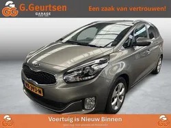 Grijs Gebruikt 2016 Kia Carens MPV | € 15.900 (Eerlijke prijs)