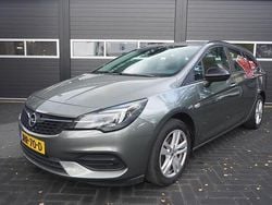 Grijs Gebruikt 2021 Opel Astra Business Elegance Stationwagen | € 12.950 (Goede deal)