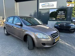 Beige Gebruikt 2007 Kia Ceed Hatchback | € 2.950 (Goede deal)