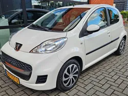 Wit Gebruikt 2012 Peugeot 107 Hatchback | € 3.600 (Goede deal)