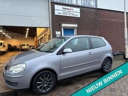 Grijs Gebruikt 2007 VW Polo Hatchback | € 1.549 (Goede deal)