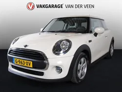 Wit Gebruikt 2019 Mini ONE Salt Hatchback | € 14.945 (Goede deal)