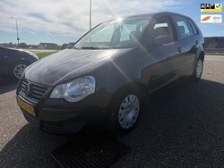 Zwart Gebruikt 2007 VW Polo Hatchback | € 2.550 (Eerlijke prijs)