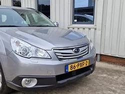 Grijs Gebruikt 2011 Subaru Outback SUV | € 7.250
