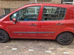 Rood Gebruikt 2007 Renault Modus MPV | € 1.500 (Goede deal)