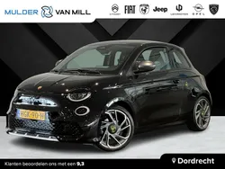 Zwart Nieuw 2025 Abarth 595 Turismo Hatchback | € 36.445