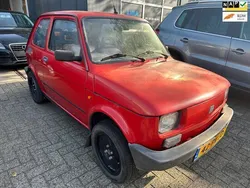Rood Gebruikt 2000 Fiat 126 Hatchback | € 2.999
